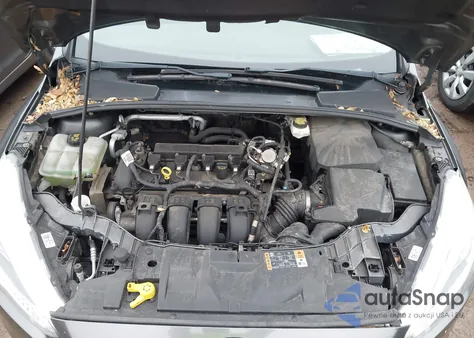 2018 Ford Focus S z USA, uszkodzony, nr VIN 1FADP3E25JL301376